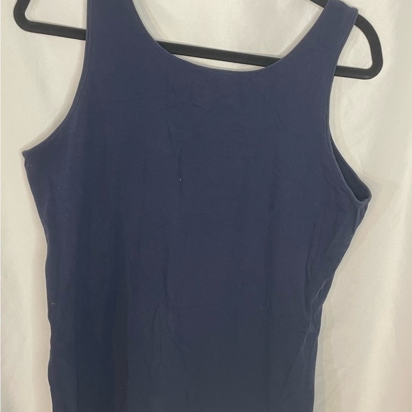 Duluth Trading Co Women's Navy and Burgundy Tank Tops - Picture 7 of 7